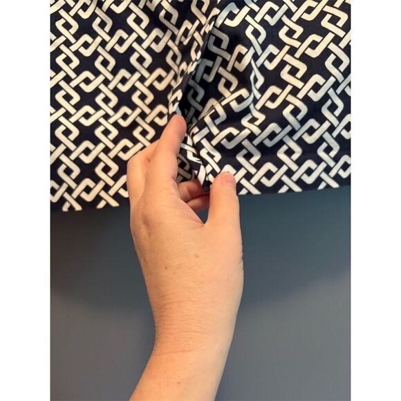 Izod Women's Standard Size 10 Geometric Skort with Built-in Shorts Multicolor - Picture 6 of 10